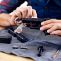 Como Fazer Manutenção na Sua Arma de Fogo